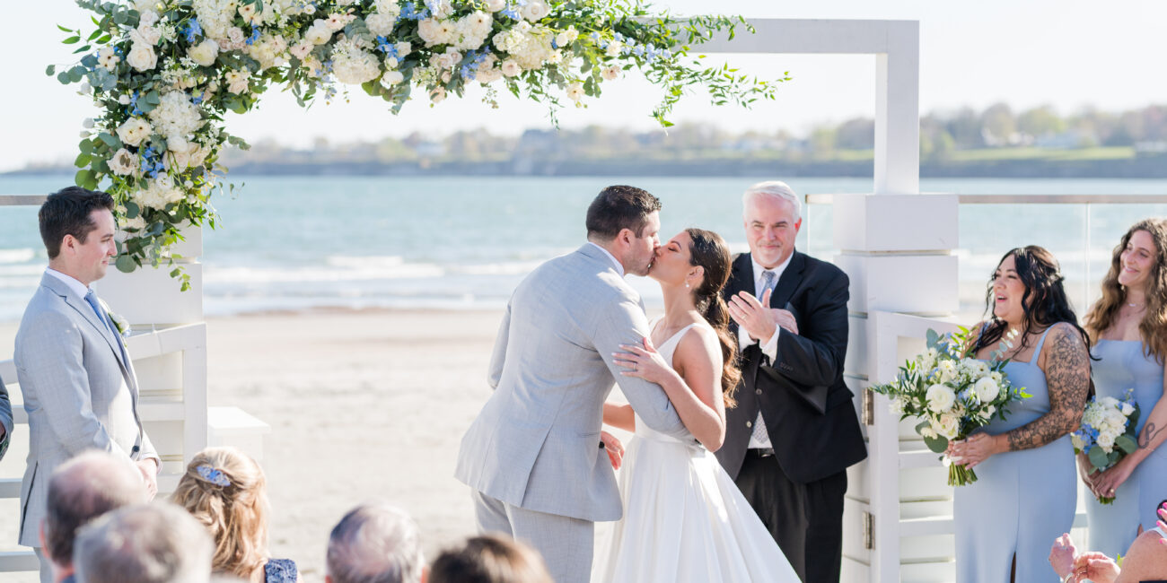 Wedding-Ceremony-Newport-Beach-house-floral-design